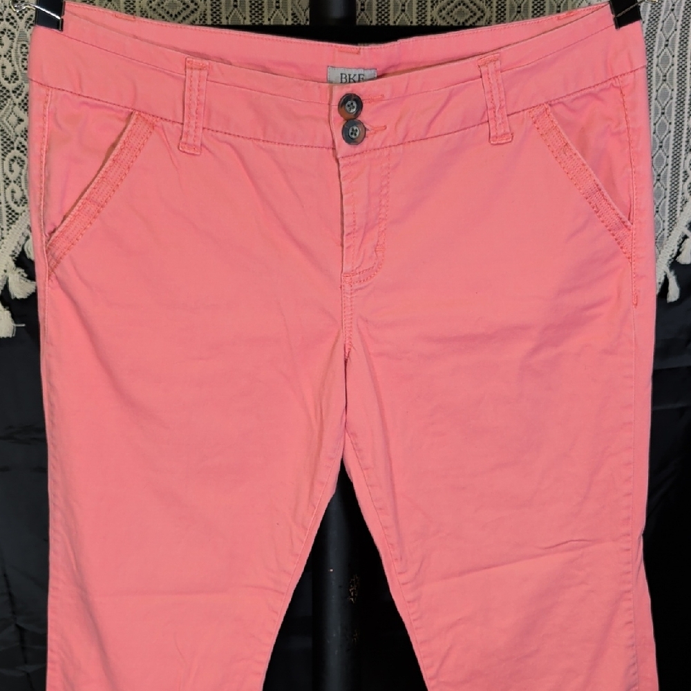 BKE 31 Capri Pants Ladies Pink Crops